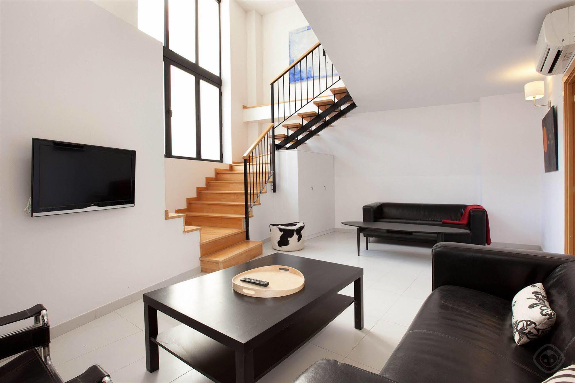 Gracia Apartments Barcelona Exterior photo
